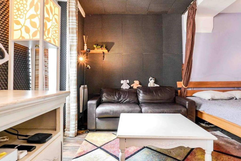 Studio With Home Cinema@Paris Chatelet المظهر الخارجي الصورة